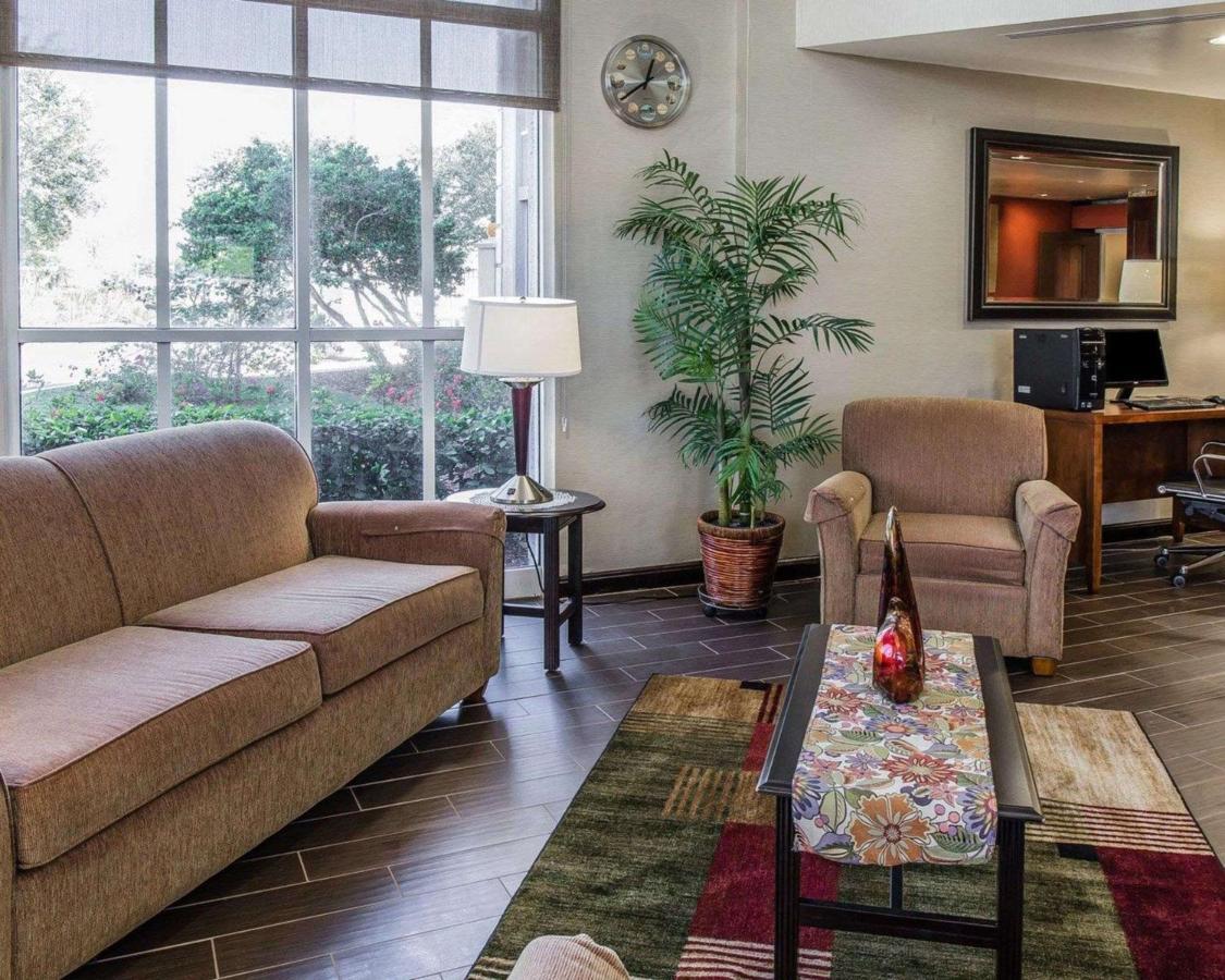 Comfort Inn & Suites Lakeland North I-4 Ngoại thất bức ảnh