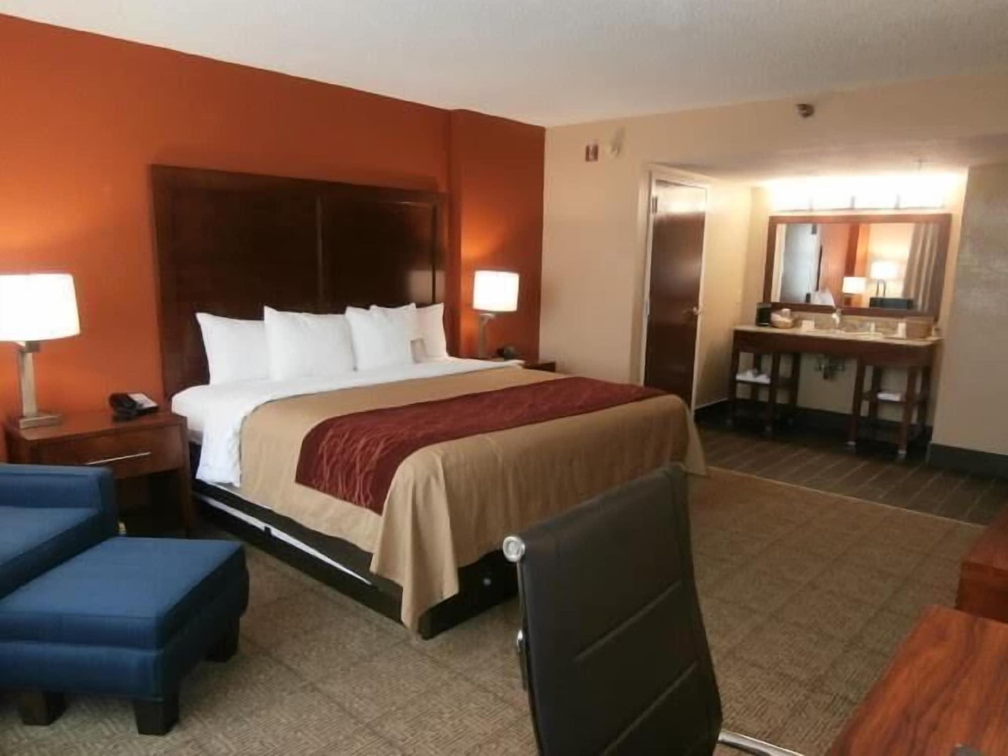 Comfort Inn & Suites Lakeland North I-4 Ngoại thất bức ảnh