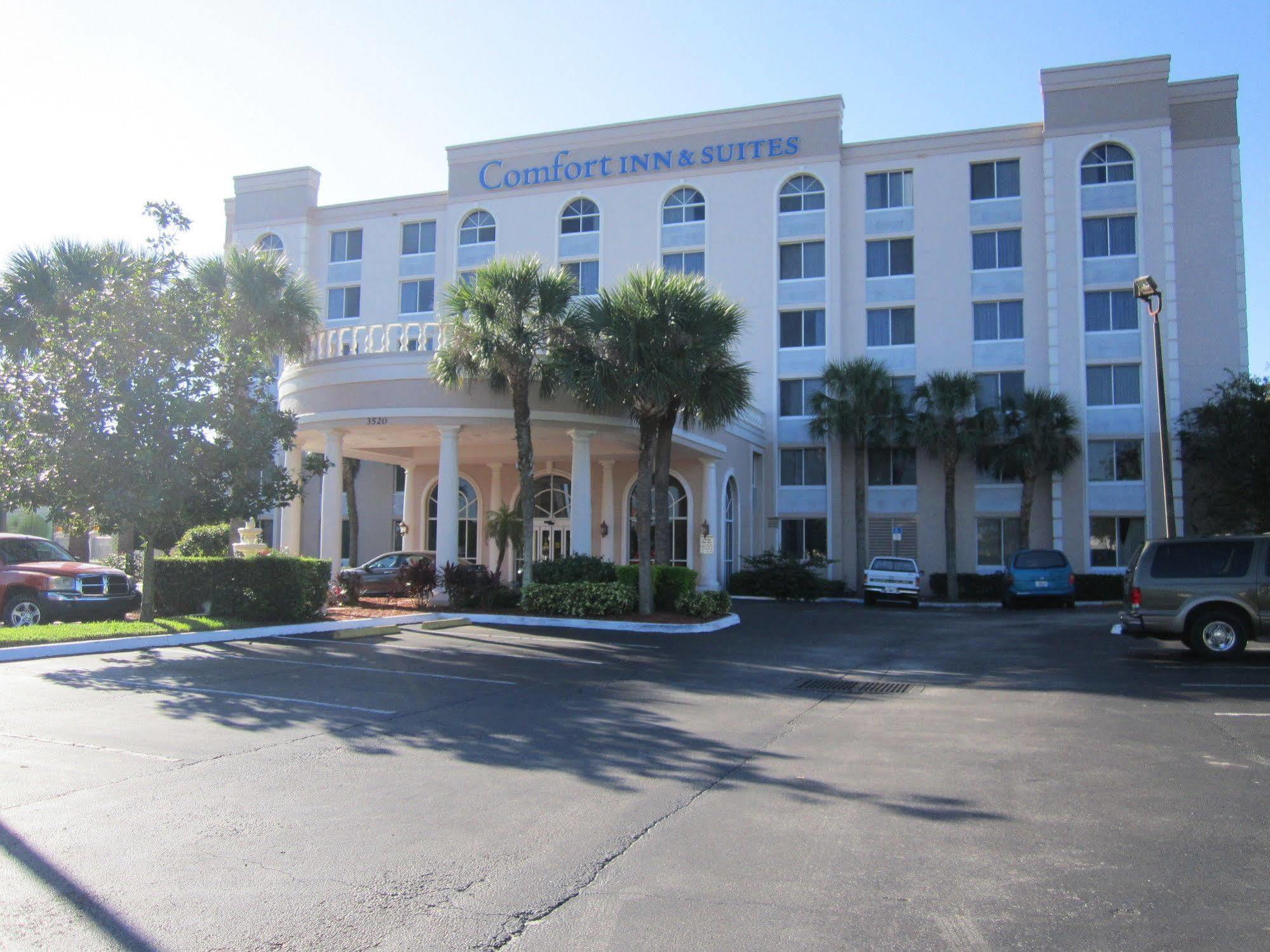 Comfort Inn & Suites Lakeland North I-4 Ngoại thất bức ảnh