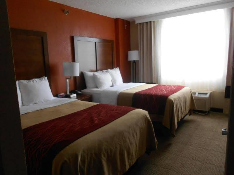 Comfort Inn & Suites Lakeland North I-4 Ngoại thất bức ảnh