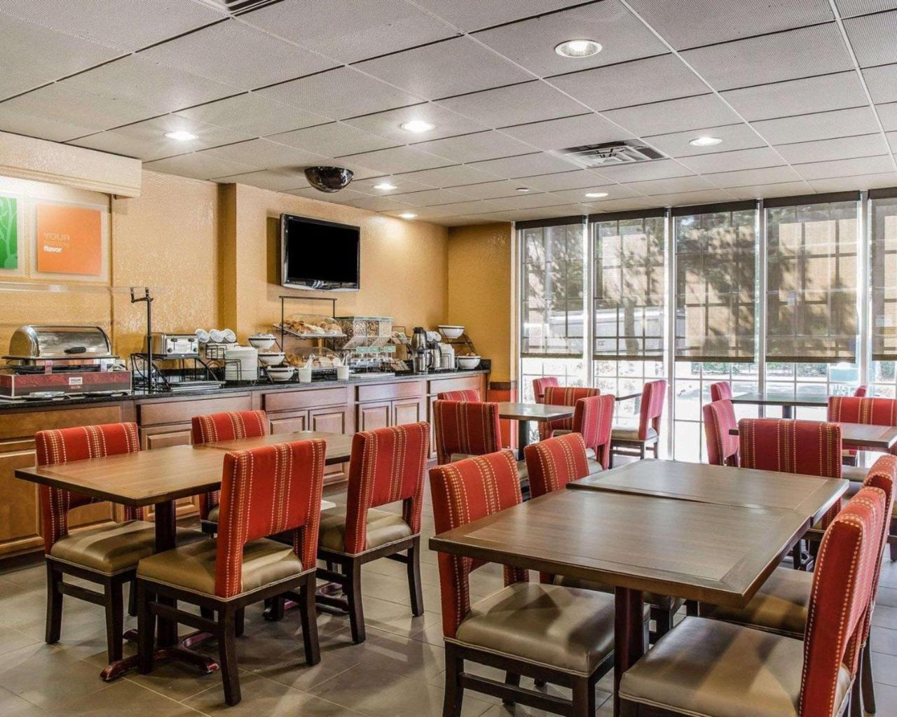 Comfort Inn & Suites Lakeland North I-4 Ngoại thất bức ảnh